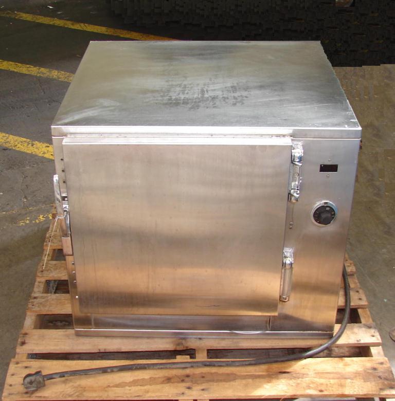 Oven 4.5 cu. ft. capacity BK Industries industrial electric oven, model HHC