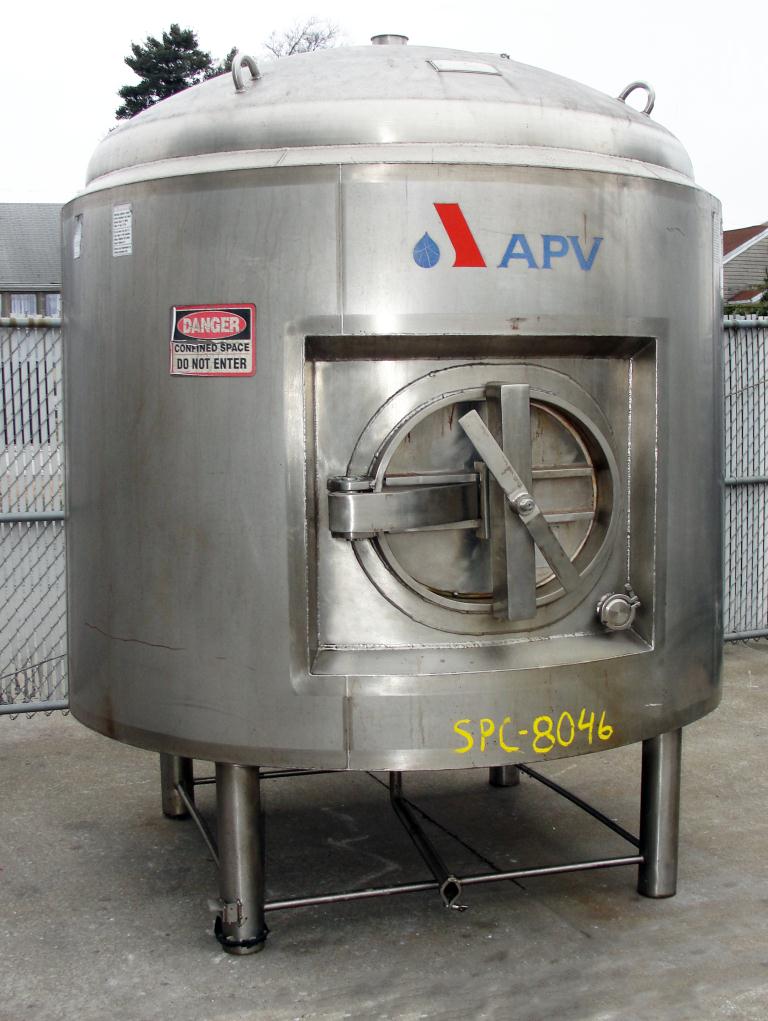 Tank 1300 gallon vertical tank, Stainless Steel, 60 psi @ 300 F internal, dish bottom
