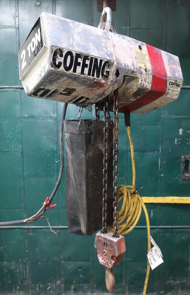 Material Handling Equipment chain hoist, 4000 lbs. Coffing Hoists model EC.4008.3