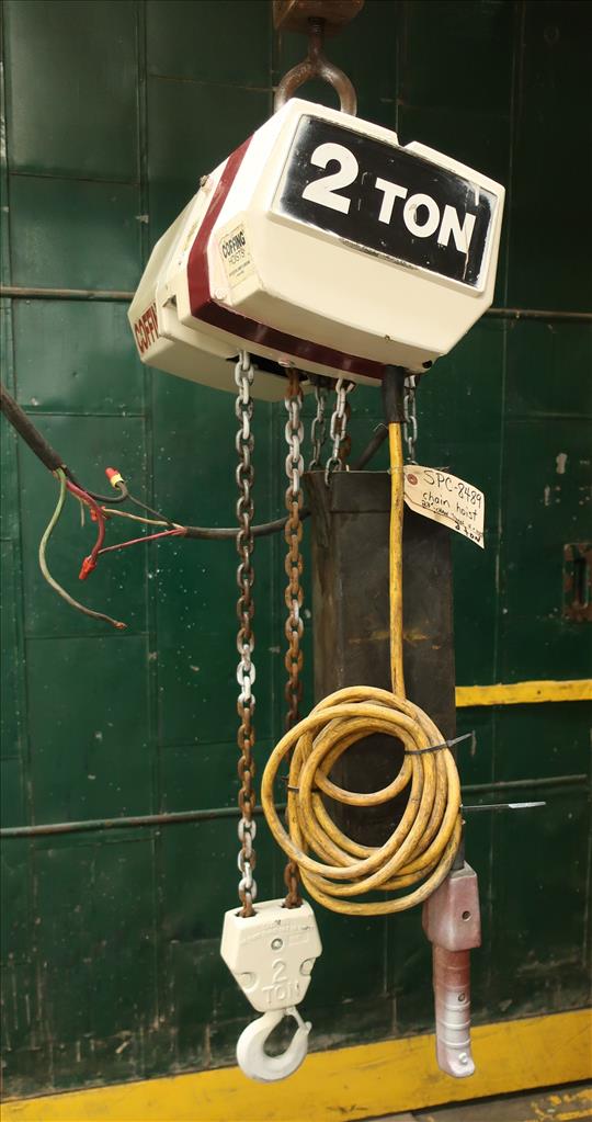 Material Handling Equipment chain hoist, 4000 lbs. Coffing Hoists model EC.4008.3
