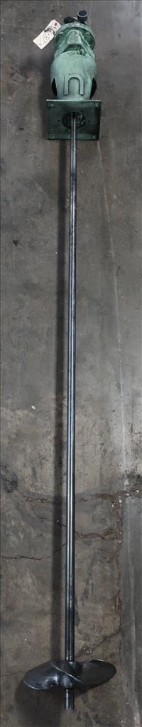 Agitator Nettco top mount agitator model NSGB-050, 83 long shaft, pneumatic