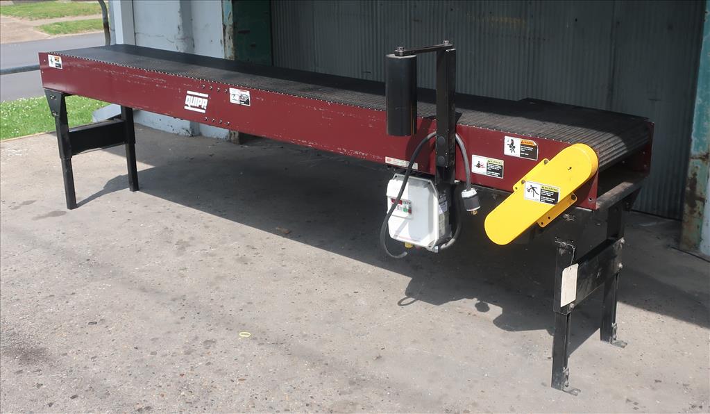 Conveyor Quipp belt conveyor model Mat Top Conv., CS, 18 x 130