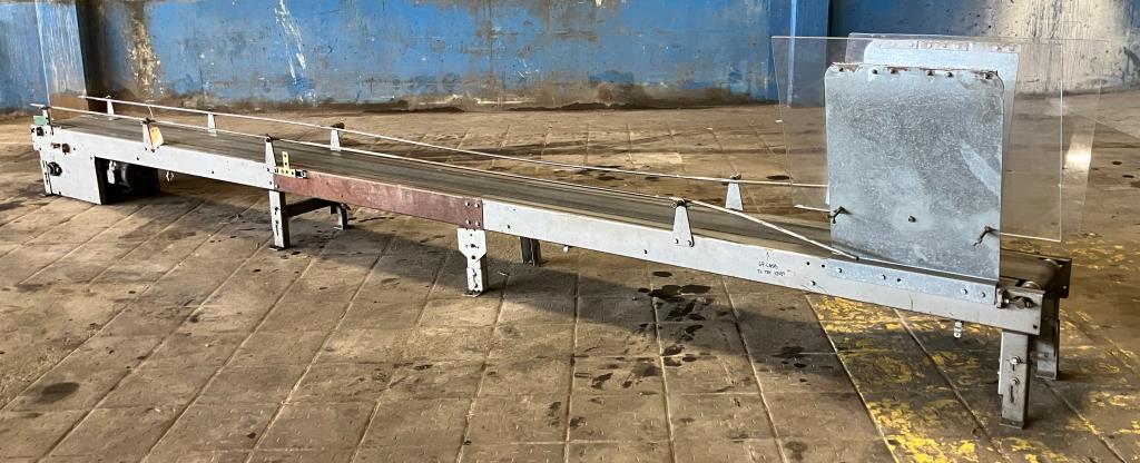 Conveyor belt conveyor CS, 8 wide x 17-8 long
