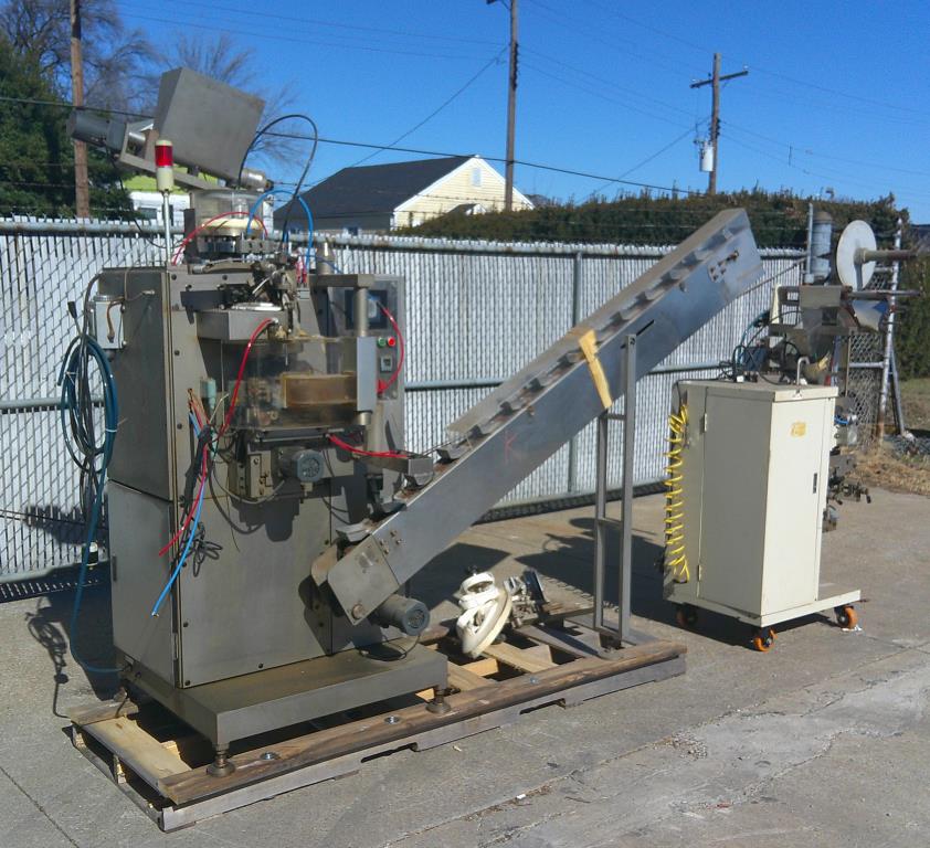 Form Fill and Seal LPMIE vertical form fill seal model ZWXB-300, up to 250 ppm