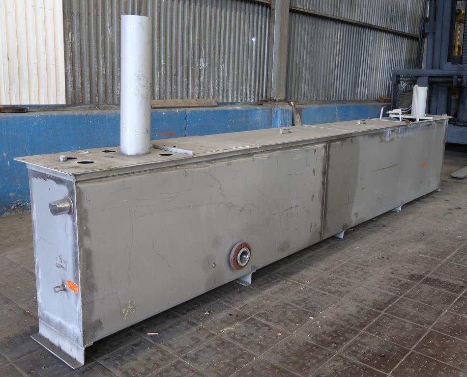 Tank 600 gallon vertical tank, Stainless Steel, flat bottom, Rectangular