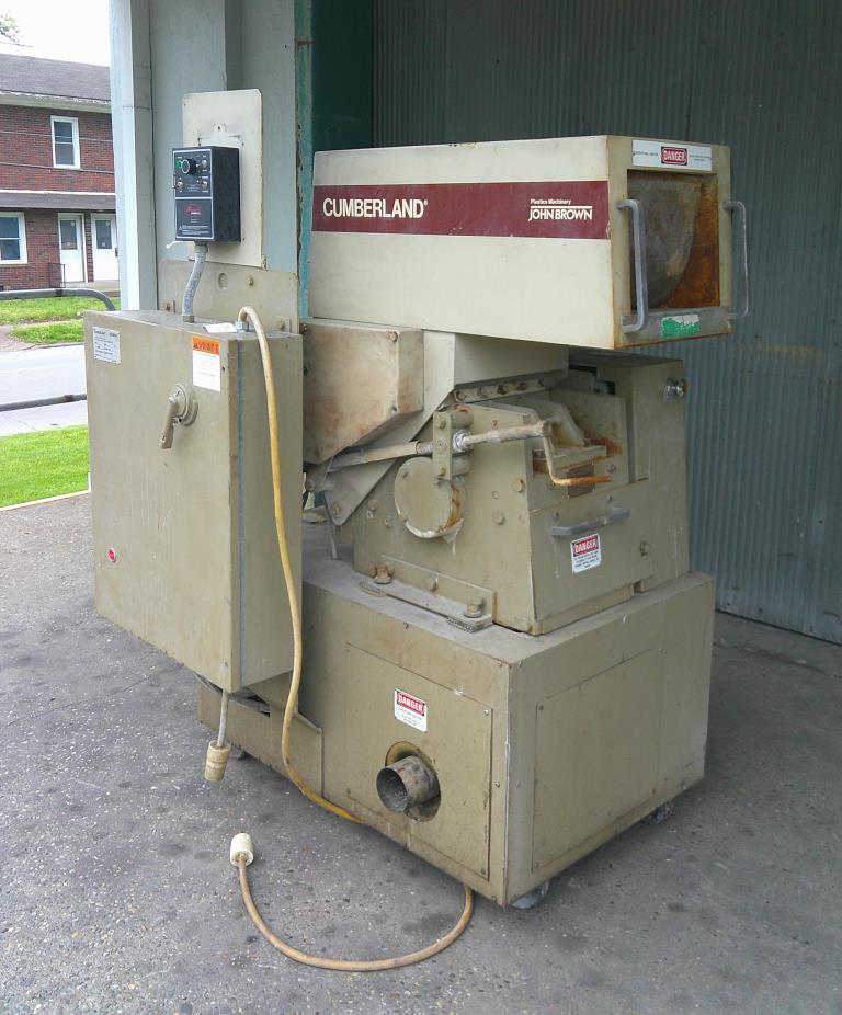Granulator 7.5 hp Cumberland plastic granulator model 284, 12 by 10.5 throat