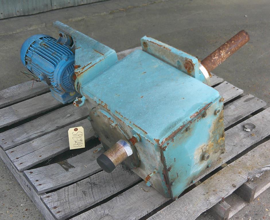 Agitator 5 hp Chemineer top mount agitator model 3 HTD-5